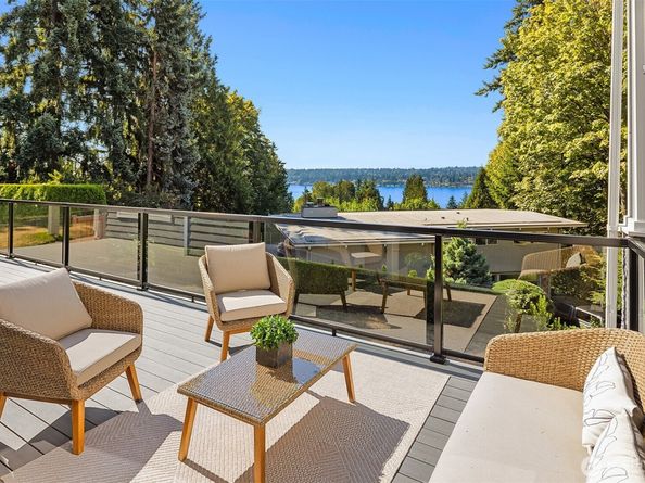 6447 NE 129th Place, Kirkland WA 98034