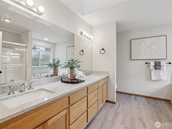 1717 144th Pl SW, Lynnwood WA 98087