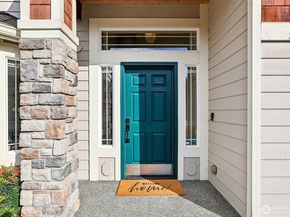 1717 144th Pl SW, Lynnwood WA 98087