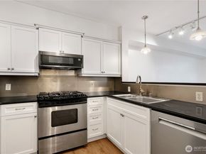 530 4th Avenue W 108, Seattle WA 98119