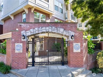 530 4th Avenue W