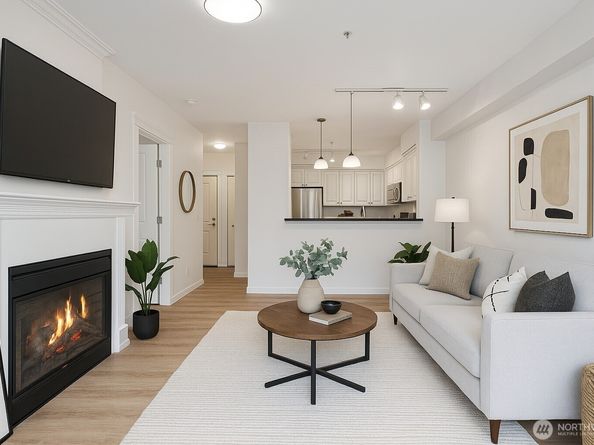 530 4th Avenue W 108, Seattle WA 98119