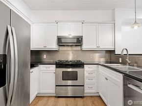 530 4th Avenue W 108, Seattle WA 98119