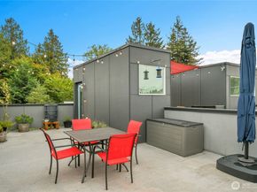 5009 Renton Avenue S C, Seattle WA 98118