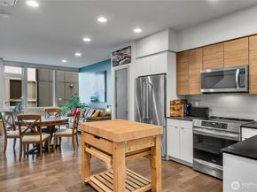 5009 Renton Avenue S C, Seattle WA 98118