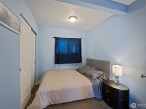 9840 26th Avenue SW, Seattle WA 98106