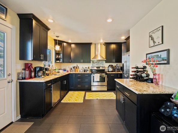 9840 26th Avenue SW, Seattle WA 98106