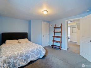 9840 26th Avenue SW, Seattle WA 98106