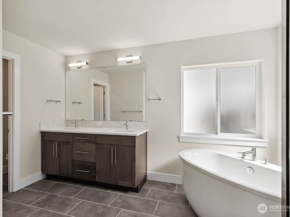 3812 194th Lane SE, Bothell WA 98012