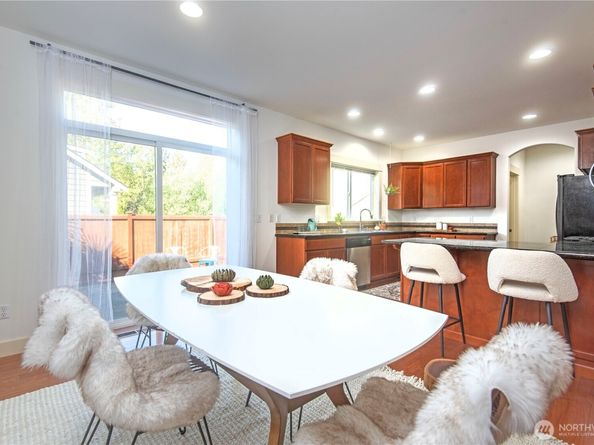 603 194th Place SE, Bothell WA 98012