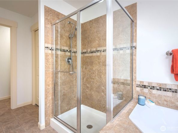 603 194th Place SE, Bothell WA 98012