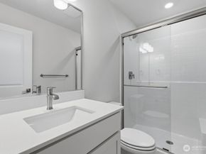 13210 NE 127th Way E, Kirkland WA 98034