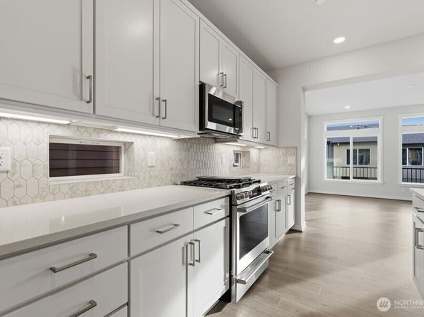 13210 NE 127th Way E, Kirkland WA 98034