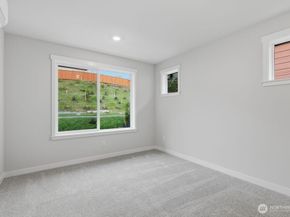 13210 NE 127th Way E, Kirkland WA 98034