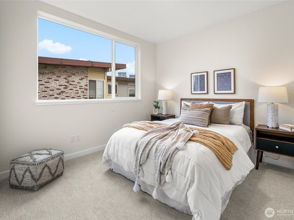 318 E Bellevue Avenue E, Seattle WA 98102