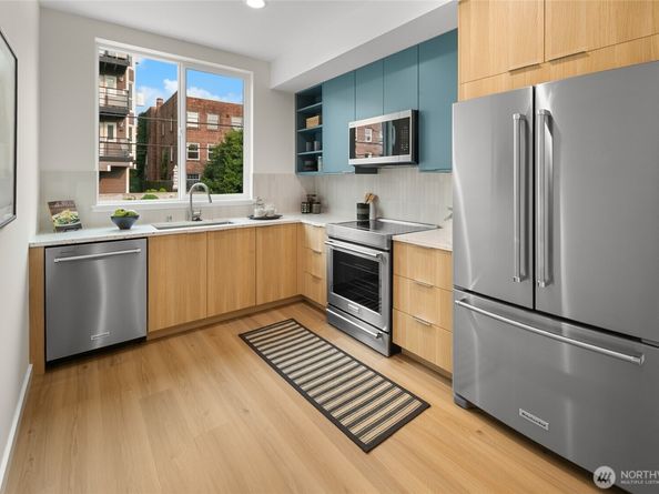 318 E Bellevue Avenue E, Seattle WA 98102