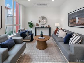 318 E Bellevue Avenue E, Seattle WA 98102