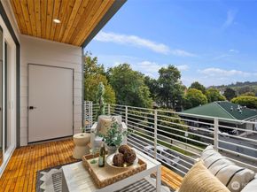 10120 NE 185th Street B, Bothell WA 98011