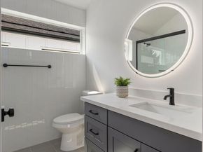 820 B S Sullivan Street, Seattle WA 98108