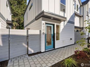 820 B S Sullivan Street