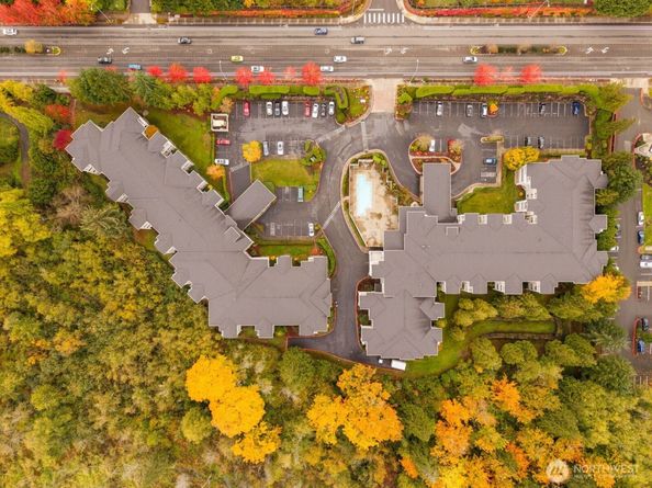 2244 SE 132nd Avenue B116, Bellevue WA 98005