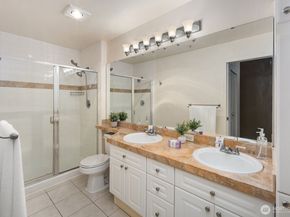 2244 SE 132nd Avenue B116, Bellevue WA 98005