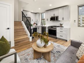 1120 16th Avenue C, Seattle WA 98122