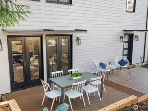 13724 22nd Avenue NE, Seattle WA 98125