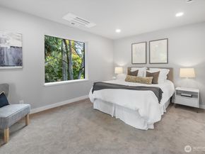 13724 22nd Avenue NE, Seattle WA 98125