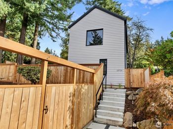 13724 22nd Avenue NE