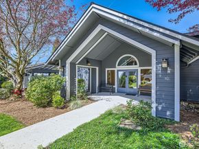 14002 NE 181st Place A302, Woodinville WA 98072