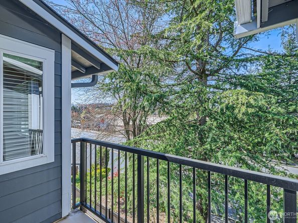 14002 NE 181st Place A302, Woodinville WA 98072