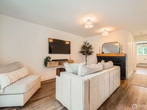 14002 NE 181st Place A302, Woodinville WA 98072