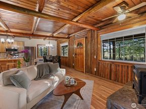 7217 NW Scomanov Lane, Olalla WA 98359