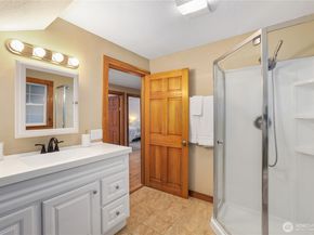 7217 NW Scomanov Lane, Olalla WA 98359