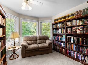 19710 222nd Avenue NE, Woodinville WA 98077