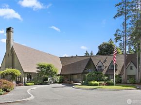 10643 Glen Acres Drive S 10643, Seattle WA 98168