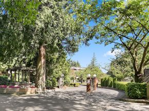 10643 Glen Acres Drive S 10643, Seattle WA 98168