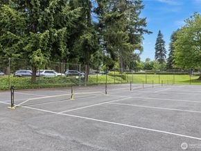 10643 Glen Acres Drive S 10643, Seattle WA 98168