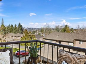 10643 Glen Acres Drive S 10643, Seattle WA 98168