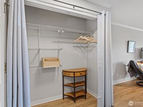 10643 Glen Acres Drive S 10643, Seattle WA 98168