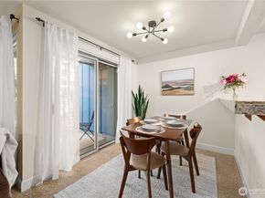 300 N 130th Street 5302, Seattle WA 98133