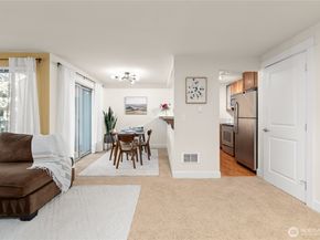 300 N 130th Street 5302, Seattle WA 98133