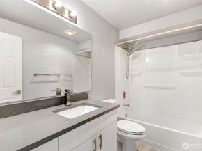 11944 SE 212th Place, Kent WA 98031