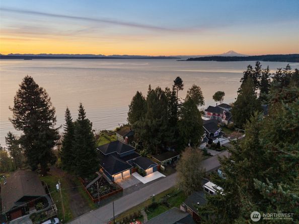 18978 Angeline Avenue NE, Suquamish WA 98392