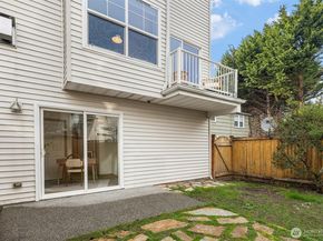 14338 Lenora Place N B, Seattle WA 98133