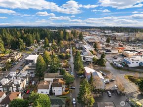 14338 Lenora Place N B, Seattle WA 98133