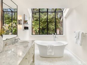 24106 NE 6th Place, Sammamish WA 98074