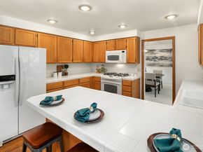 24106 NE 6th Place, Sammamish WA 98074