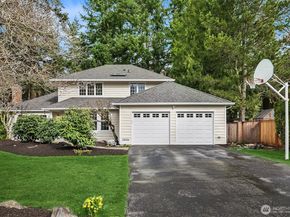 24106 NE 6th Place, Sammamish WA 98074